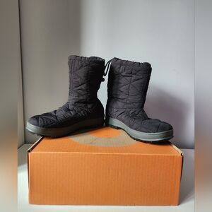 BOGS Snowday mid winter boots (7W)